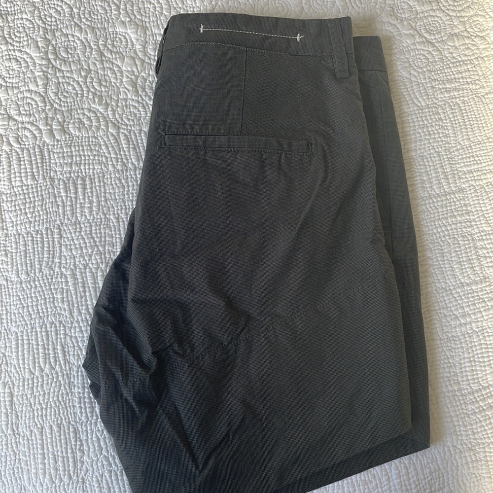 Grey short Hope - Picture 5 of 5